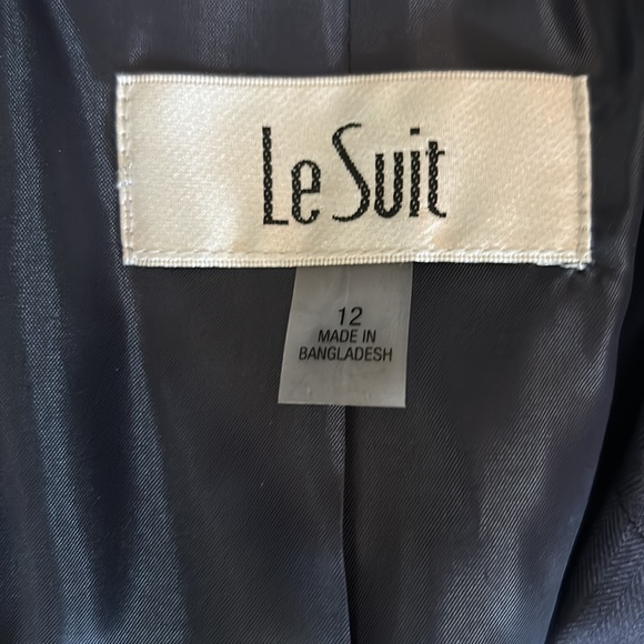 Women’s Navy Suit, Size 12, Le Suit - Picture 2 of 6